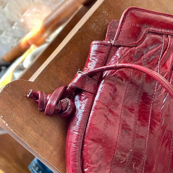 Vintage 1980s Burgundy Red Eel Leather Crossbody Bag - Picture 13 of 14